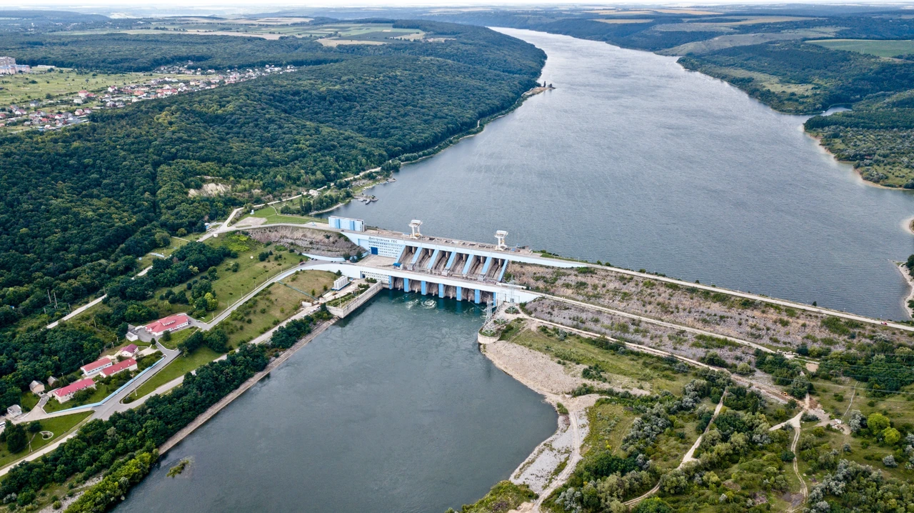 Скільки гідроелектростанцій в Україні: великі каскади й малі річки